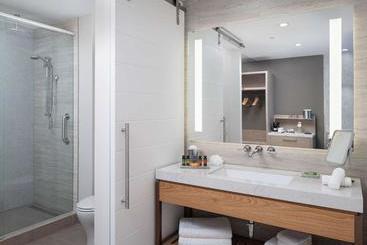 هتل Canopy By Hilton West Palm Beach Downtown