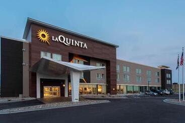 호텔 La Quinta Inn & Suites Limon By Wyndham
