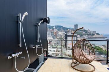 هتل Livemax Resort Atamiseafront
