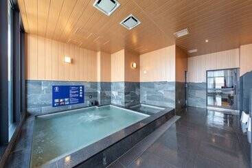 هتل Livemax Resort Atamiseafront