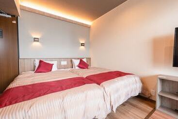 هتل Livemax Resort Atamiseafront