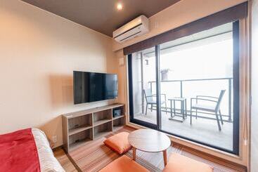 هتل Livemax Resort Atamiseafront