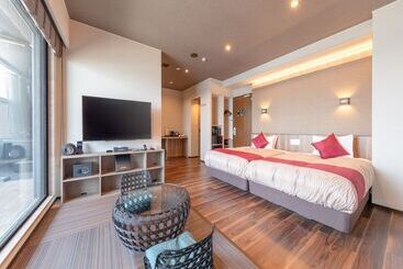هتل Livemax Resort Atamiseafront