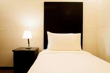 酒店 Pina Suites