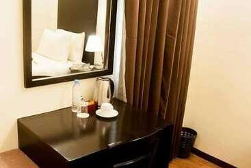 酒店 Pina Suites