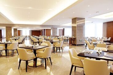 هتل Ramada Plaza By Wyndham Wenzhou