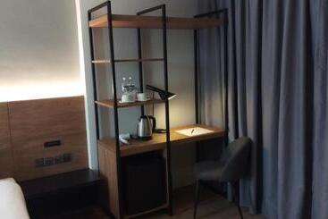 Roxy Hotel Padungan