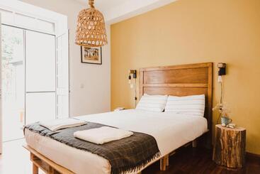 Jaca Hostel Porto Da Cruz