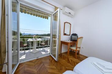 پانسیون Apartments Botica