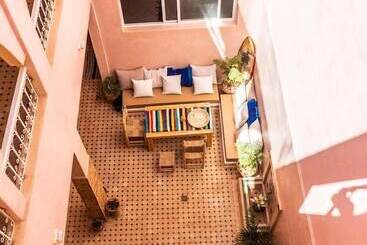 پانسیون Inna Guest House