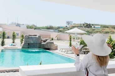 پانسیون Santoterra Antigua Suites