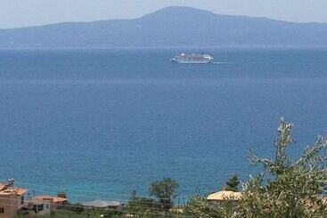 Verga Apartments & Suites