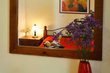 Verga Apartments & Suites