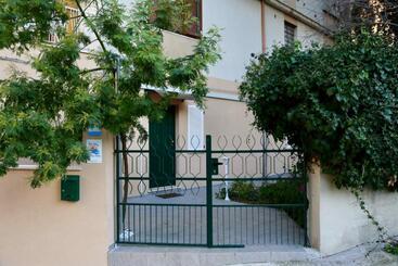 تختخواب و صبحانه La Casa Di Nonno Giulio