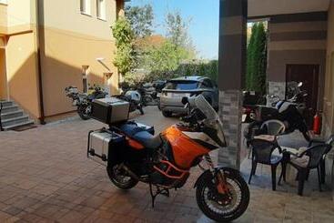 هتل Nacional Free Parking
