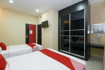 هتل Ys Inn By Oyo Rooms