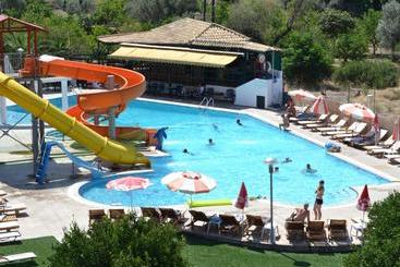 Kamares Apartments εε