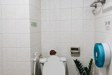 Nine Cafe  Hostel Travel