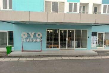 هاستل Oyo Flagship 1260 Sentraland Karawang