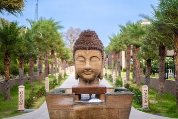 Crescent Spa And Resorts Indore