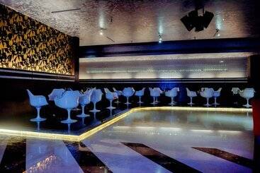 Crescent Spa And Resorts Indore
