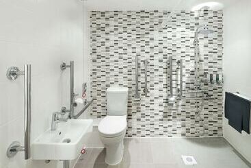 هتل Hampton by Hilton Leeds City Centre