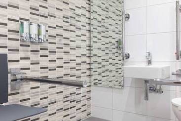 هتل Hampton by Hilton Leeds City Centre