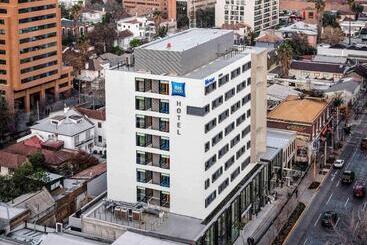 هتل Ibis Budget Santiago Providencia