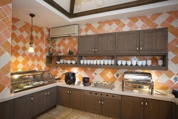 هتل King's Garden Villa