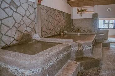 هتل King's Garden Villa