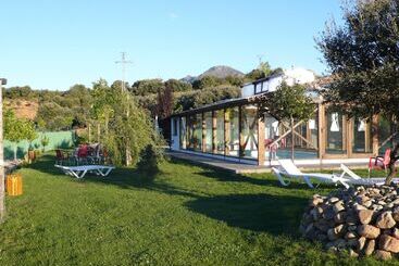هتل Rural La Peregrina