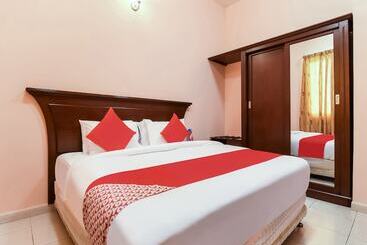 Oasis Hotel Apartment