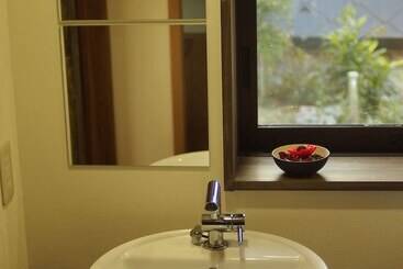 پانسیون Bishamon House