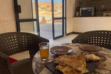 پانسیون Maison Salwa