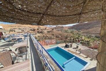 پانسیون Maison Salwa