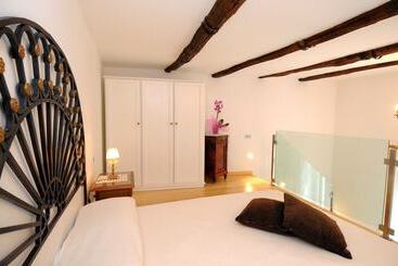 تختخواب و صبحانه Residenza Luce