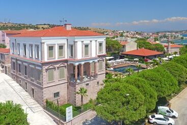 هتل Cunda Despot Evi