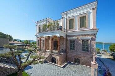 هتل Cunda Despot Evi