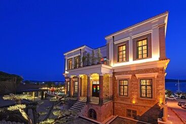 هتل Cunda Despot Evi