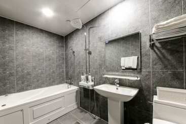 Shilla E Stay Motel