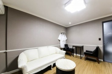 Shilla E Stay Motel