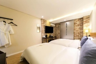 Shilla E Stay Motel