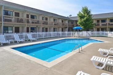 ホテル Americas Best Value Inn Canton, Nc
