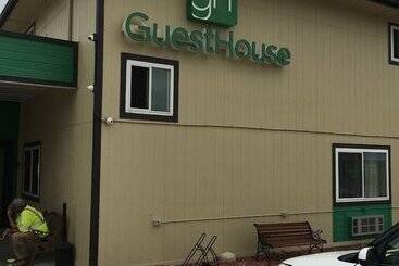 هتل Cheyenne Guest Inn