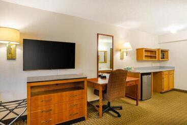 هتل Cheyenne Guest Inn