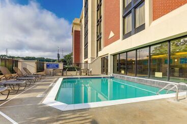 هتل Drury Inn & Suites Atlanta Marietta