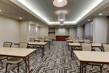 هتل Drury Inn & Suites Atlanta Marietta