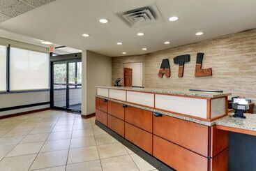 هتل Drury Inn & Suites Atlanta Marietta