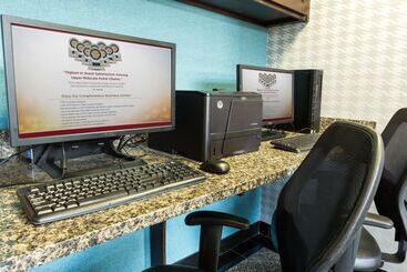 هتل Drury Inn & Suites Greensboro