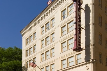 ホテル Drury Inn & Suites San Antonio Riverwalk